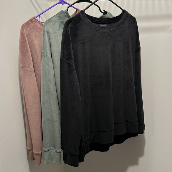 Loose Fit Sweaters SET OF 3 - Picture 3 of 3